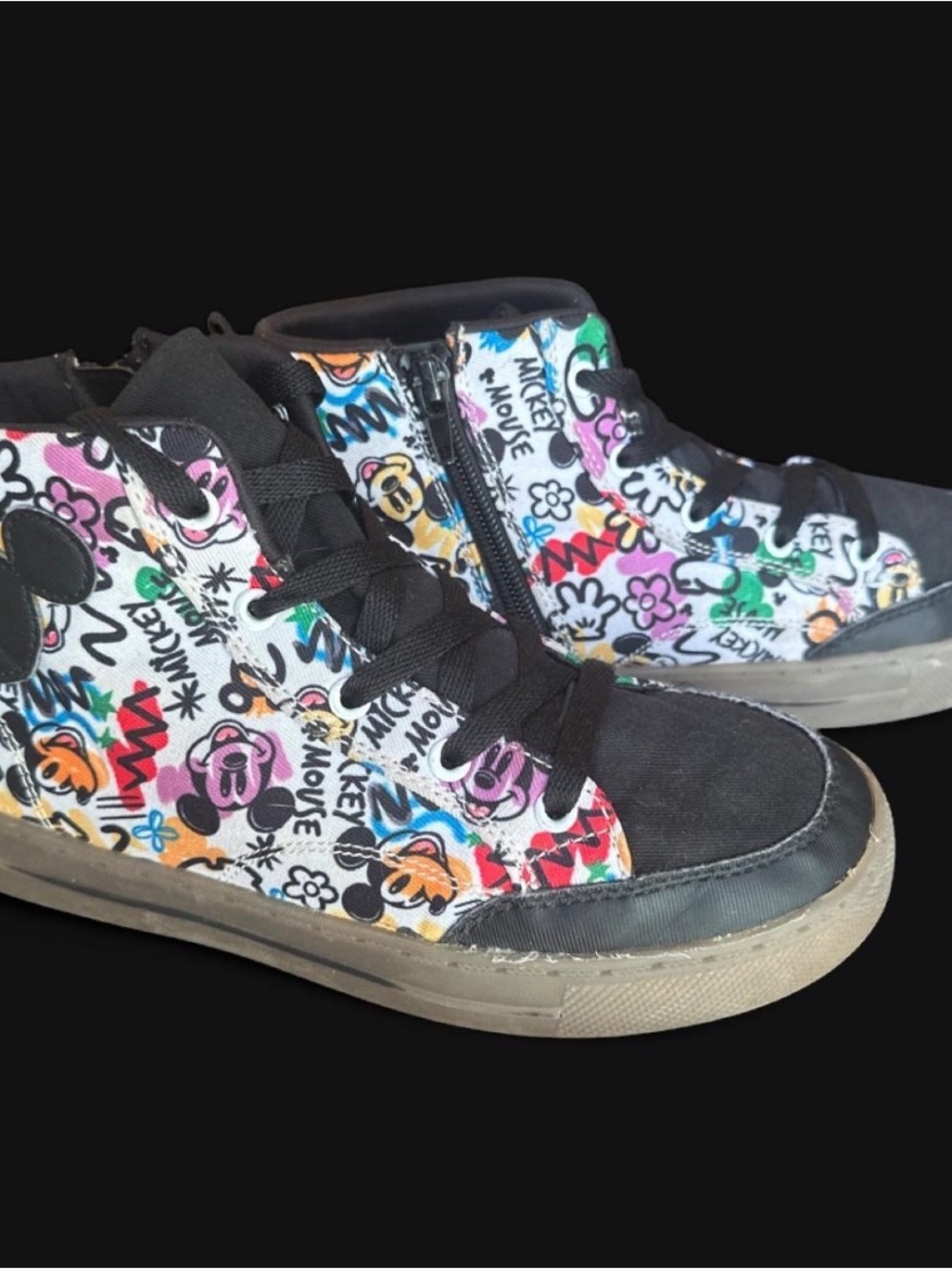 RARE Disney Mickey Mouse Graffiti Sneakers